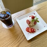 赤門テラスなゆた - 苺いちえセット アイスコーヒーで