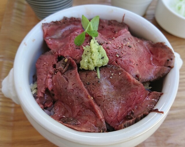 テラス席犬同伴可 お蕎麦屋さんだけどローストビーフ丼食べるべし By ギーギー77 傍 Katawara 茅野 そば 食べログ