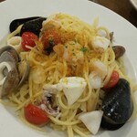 カプリチョーザ - イタリア産カラスミと魚介のペペロンチーノ