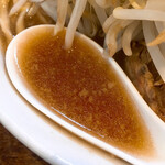 麺屋鳳 - スープは微乳化