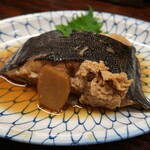 Izakaya Mikoshi - カレイの煮付け：600円