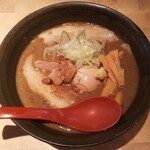 にぼしらーめん88 - 煮干しラーメン（並）・味玉、920円（税込み）