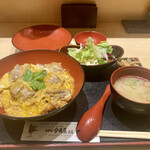 西新宿 今井屋本店 - 比内地鶏の親子丼 (1100円)