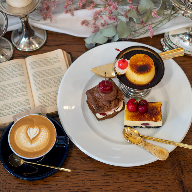 リトル ビレッジ カフェ Little Village Cafe 山手 カフェ 食べログ