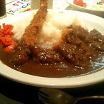 本家とんとん亭 - カツカレーにエビフライ＋。エビフライ大きい！