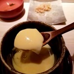 たかおか - 「大和蛤の茶碗蒸し、船橋三番瀬」スープで意を落ち着かせる一品。私にはこれが大切。