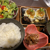 近江牛専門店 万葉 まえだ亭 - 