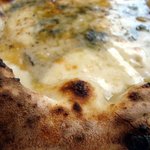 PIZZA GALLERIA - ピザゴルゴンゾーラアップ