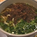 基山パーキングエリア（下り線）スナックコーナー - 肉うどん、490円。