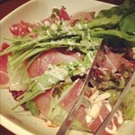 渋谷029 - 生ハムとルッコラのサラダ