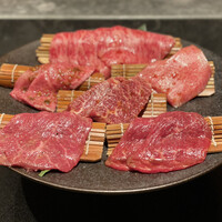 西麻布 焼肉 X - 都萬牛・但馬玄