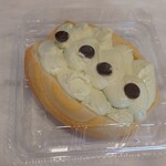 すみっこベーカリー - 初めて食べたマリトッツォ