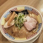 人力俥 - 背脂煮干そば（大盛）