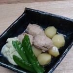 八起庵 - つくねアレンジ♡肉じゃが風に♪最後にお出汁にサッと潜らせた枝豆風味の湯葉を添えて。