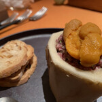 モノリス - 馬肉のタルタル