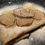 モノリス - モノリスクレープ大盛り