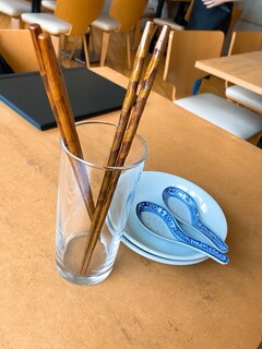 Chuuka Ryouri Shin'Yue - 箸と取皿