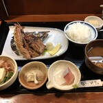 魚めし 竹亭 - 焼き魚定食(カツオ)