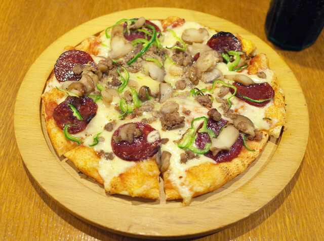 シェーキーズ 池袋東口店 Shakey S 池袋 ピザ 食べログ