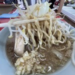 ラーメン もっけだの - ラーメン普通ヤサイマシニンニクの麺