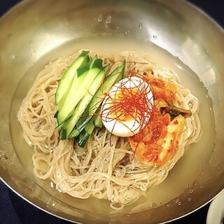 アスティルと言ったらコレ！人気No1「韓国冷麺」