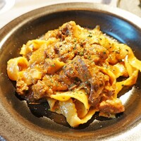 GRIGLIA Pagina - いろいろホルモンのラグー手打ちパスタパッパルデッレ