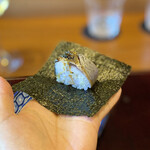 瞬 - 炭火炙り鯖寿司、海苔包み