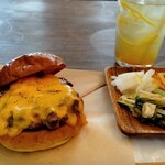 KAKUMEI　Burger&cafe - 