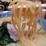 新横浜家系ラーメン 風神家 - 風神ラーメン・麺ズーム