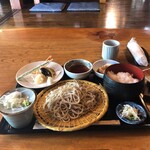 そばと和食のお店 神楽本店 - 