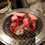 水七輪炭火焼肉 北浜にくや - 焼きます♬♬