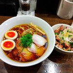 櫻井中華そば店 - 特製 中華そば(醤油) & 炙り焼豚丼