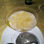 シャテーニュ - ホワイトアスパラのムース　白ワインのジュレ寄せ