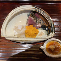 京味 もと井 - 初カツオの藁焼き、北海道産特選生ウニ、モガレイ