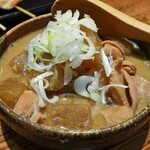 Kushiyaki Sugiura - もつ煮込み