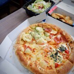 ドミノピザ - 料理写真: