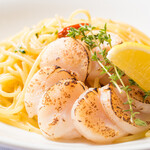 Calabrian pepper aglio olio with grilled scallops