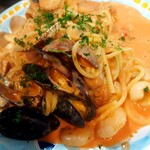 Seafood tomato cream spaghettini