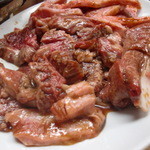 炭火焼肉海老洲 - 