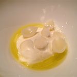 カンテサンス - 京都産山羊のミルクババロワ　仏ゲランド産塩とオリーブオイル