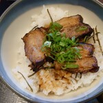 麺類・お食事処 おかだ - チャーシュー丼