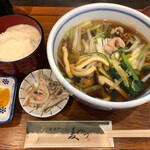 Musashino udon mugiwara - 鳥南そば 小盛り とろろご飯セット 790円