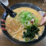 Ramen Yasan Kuruma - 味噌ラーメン　850円