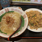 台湾料理 太和菜工坊 - ラーメンセット 台湾塩ラーメンとニンニク炒飯