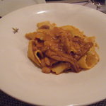 茨城産仔牛トリッパと白いんげん豆、トマトの煮込みパッパルデッレ