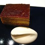 カンテサンス - ガトーノワゼット　ヘーゼルナッツ ミルクジャム添え　