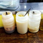 家系ラーメン まこと家 - 卓上味変調味料