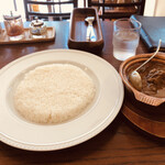 ベンガル - ビーフ角切りダブルカレー(辛口)　¥1,600-(税込)