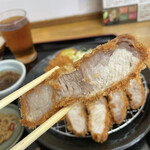 とんかつ 栄ちゃん - 脂にニンマリ