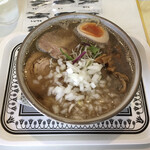 つるみ食堂 - 料理写真:煮干し中華　玉ねぎトッピング